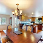 Alder Lake View Lodge
