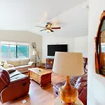 Alder Lake View Lodge